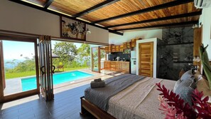 Casa COLIBRI | Love Nest in Uvita | Amazing 180 ° Ocean View with Pool Bahia Ballena | Select Comfort beds, individually decorated, individually furnished - Canavida Villas & Resort (Bahía Ballena)