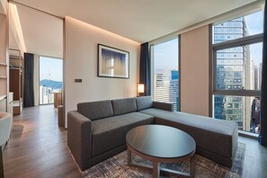 50 吋平面電視連有線電視頻道、電視