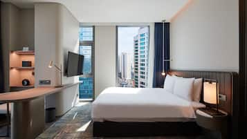 Caja fuerte, cortinas opacas, wifi gratis y ropa de cama