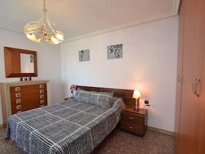 3 chambres, fer et planche à repasser, Wi-Fi