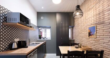 Center of Athens , Boutique apartment , Family size