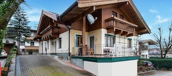 Chalet in Kaltenbach near Ski Lift