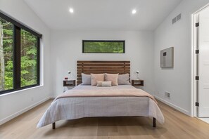 4 habitaciones, tabla de planchar con plancha y wifi 