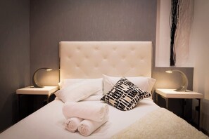 1 chambre, fer et planche Ă repasser, Wi-Fi gratuit, draps fournis