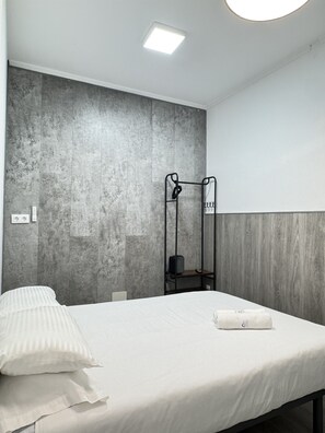 2 bedrooms, in-room safe, iron/ironing board, travel crib