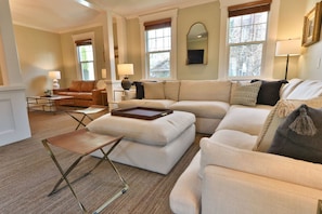 TV, fireplace, books, stereo