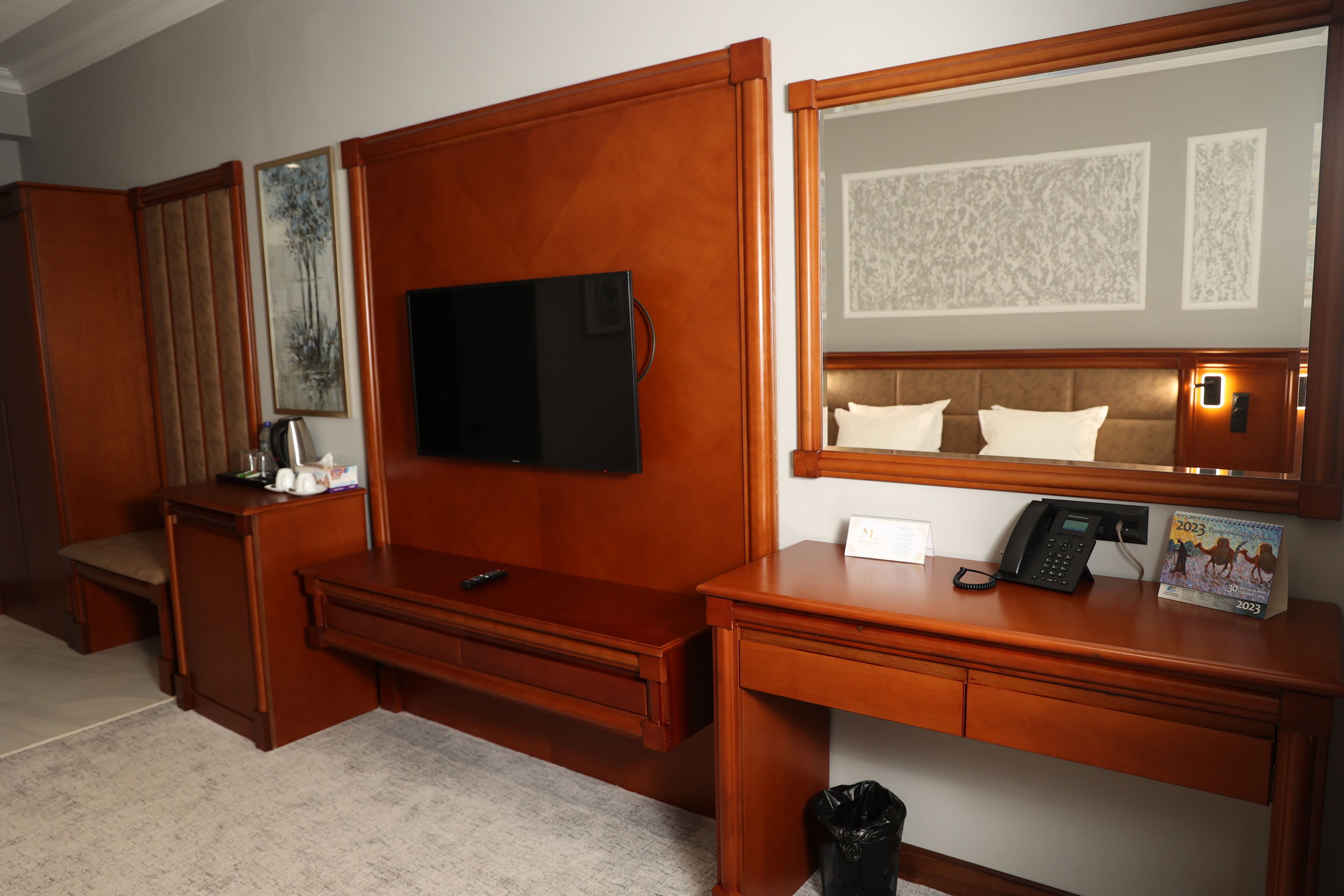 Caja de seguridad en la habitación y cortinas blackout 