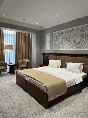 Standard Double or Twin Room | In-room safe, blackout curtains, soundproofing, free WiFi