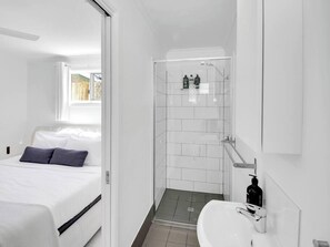 Badekar og hårføner