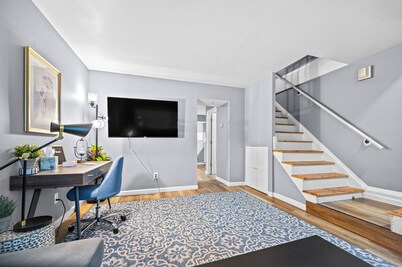 Spacious 2 Bedroom Townhome