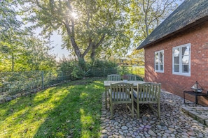 Outdoor dining - Vacation home Andrea in Aventoft for up to 4 people (Aventoft)