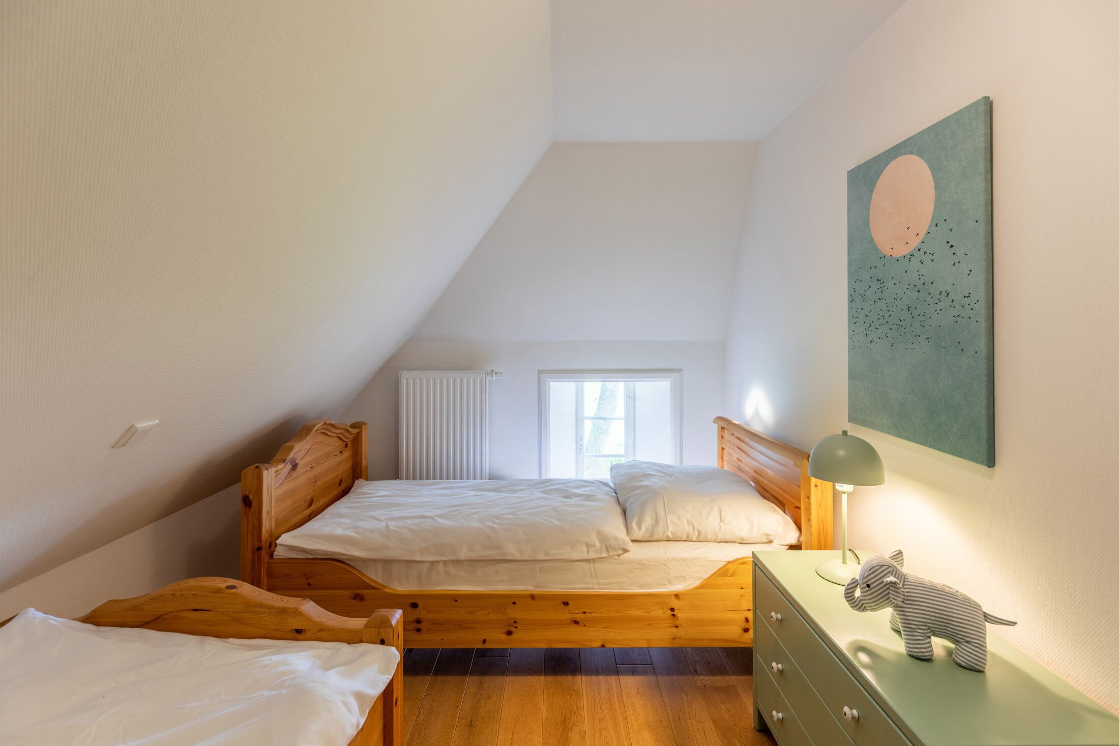 2 quartos, ferros/tábuas de passar roupa, Wi-Fi de cortesia