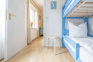 2 bedrooms, free WiFi