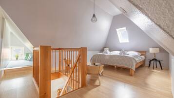 1 bedroom, travel crib, free WiFi