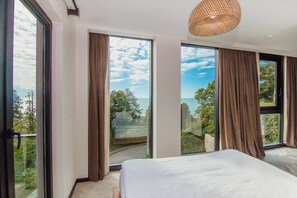 Junior Studio Suite