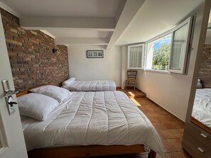 3 bedrooms - Large house in Notre-Dame-de-Monts near beach, 3 bedrooms, parking (Notre-Dame-de-Monts)