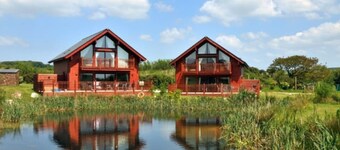 Puffin lodge 4 bedroom with Hot tub,-Indoor Pool & Gym