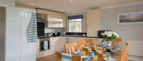 Fridge, microwave, dishwasher