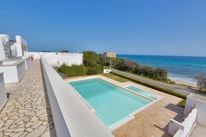 Piscina stagionale all'aperto