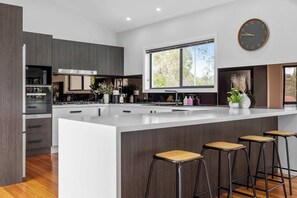 Dishwasher - Indigo Views Summary: (Vincentia)