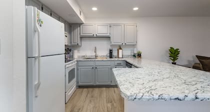 Walkable 2BR in Old Town w/ Heated Pool + More