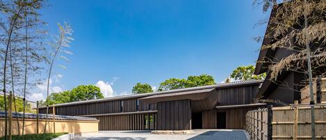 Bagian depan properti