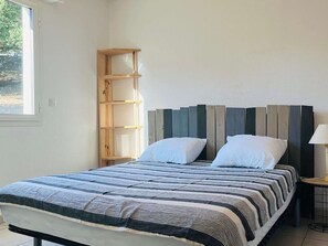 2 soverom, wi-fi (inkludert) og sengetøy