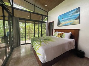 2 soverom, strykejern/-brett, wi-fi (inkludert) og sengetøy