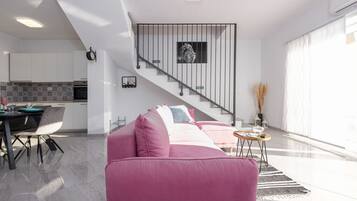 Villa, 2 Bedrooms, Private Pool, Mountain View | Living room