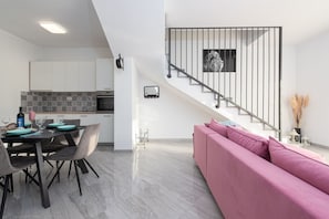 Villa, 2 Bedrooms, Private Pool, Mountain View | Living room