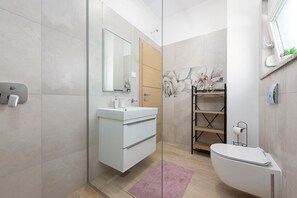 Villa, 2 Bedrooms, Private Pool, Mountain View | Bathroom