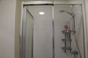 Bathroom - Station House (Mansfield)