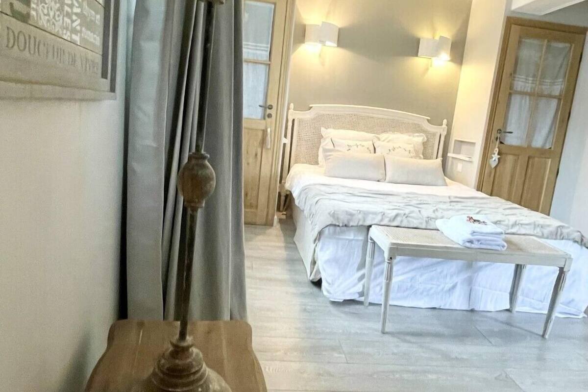 أغطية فراش متميزة وأسرّة سليكت كومفورت وستائر تعتيم وأسرّة أطفال/رضّع