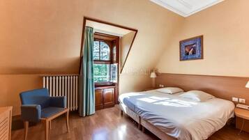 1 bedroom, free cribs/infant beds, bed sheets