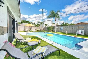 Beheizter Pool