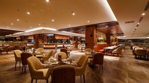 Restaurant - FUGO Hotel Samarinda (Bigmall) (Samarinda)