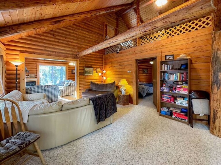 Spacious Log Cabin, Back Yard Access To Lake Cascade - Donnelly, ID