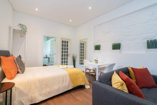 4 chambres, fer et planche à repasser, Wi-Fi, literie fournie