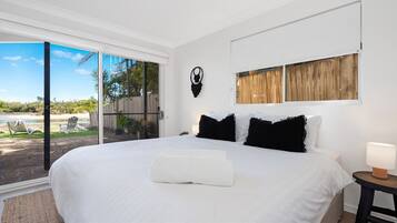 4 bedrooms, iron/ironing board, travel cot, WiFi