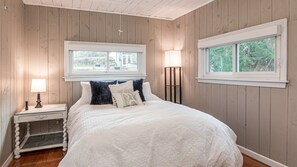 3 bedrooms, desk, iron/ironing board, free WiFi - Mt. Hebron Home, Mt. vistas (Hendersonville)