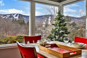 Condo, 1 Bedroom | Dining