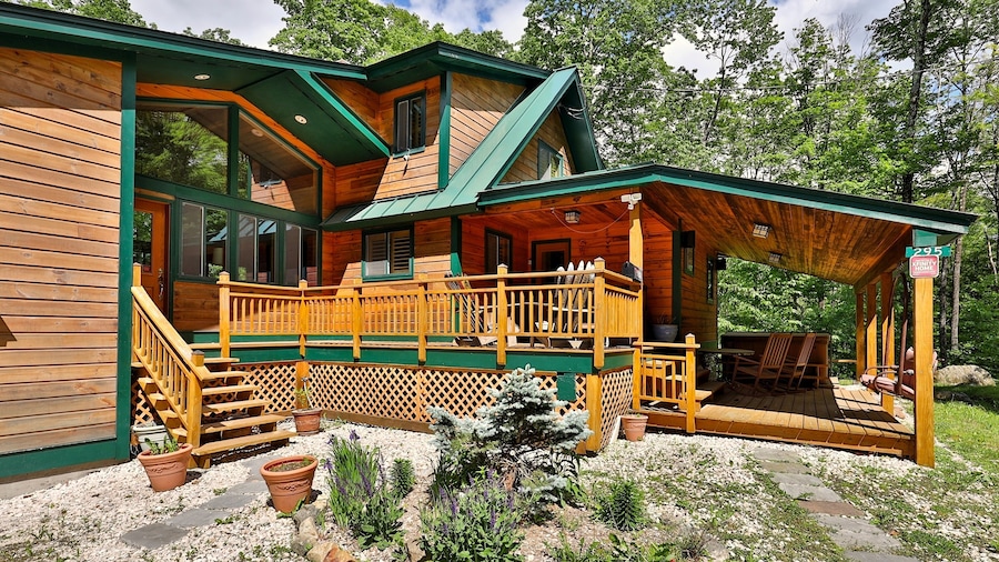 Tanglewood Chalet: 4 Br/4 Ba Family Home In Killington, Perfect For Groups 4 Bedroom Home
