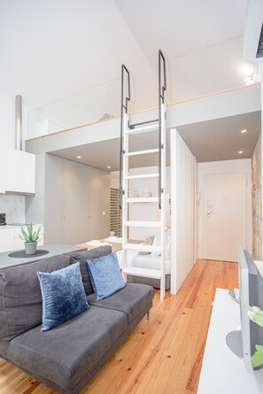 Apartment | Living area - Liiiving - Heart of Porto Mezzanine (Porto)