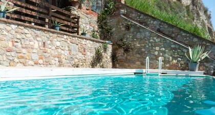 Ferienhaus "Altrove" mit Privatem Pool, Privater Terrasse und WLAN