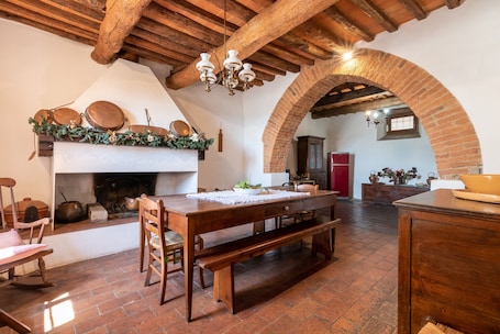 Interni. Casa vacanze "Altrove" con piscina privata, terrazza privata e Wi-Fi
