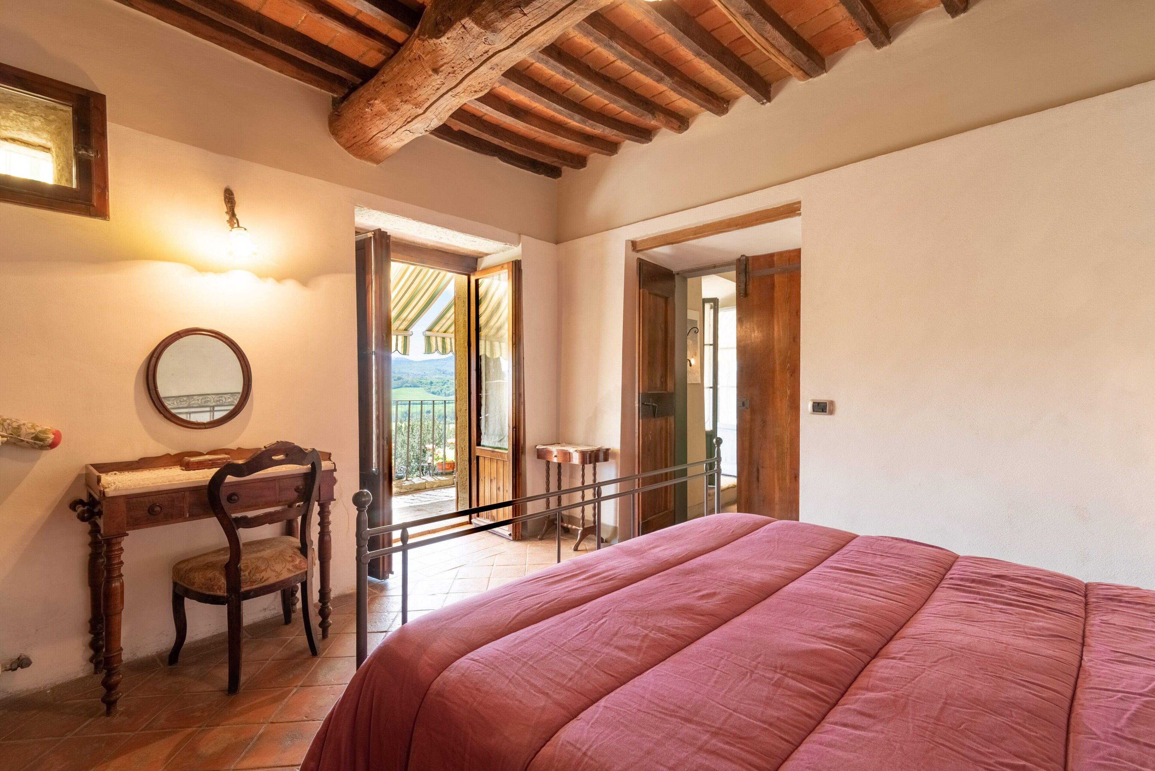 2 camere, ferro/asse da stiro, Wi-Fi gratuito, lenzuola