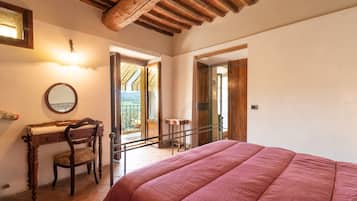 2 chambres, fer et planche Ă repasser, Wi-Fi gratuit, draps fournis