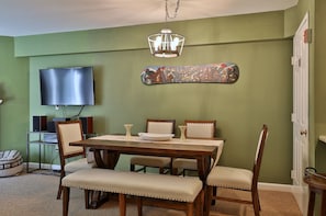 Condo, 3 Bedrooms | Dining