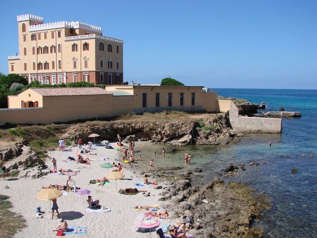 Strand