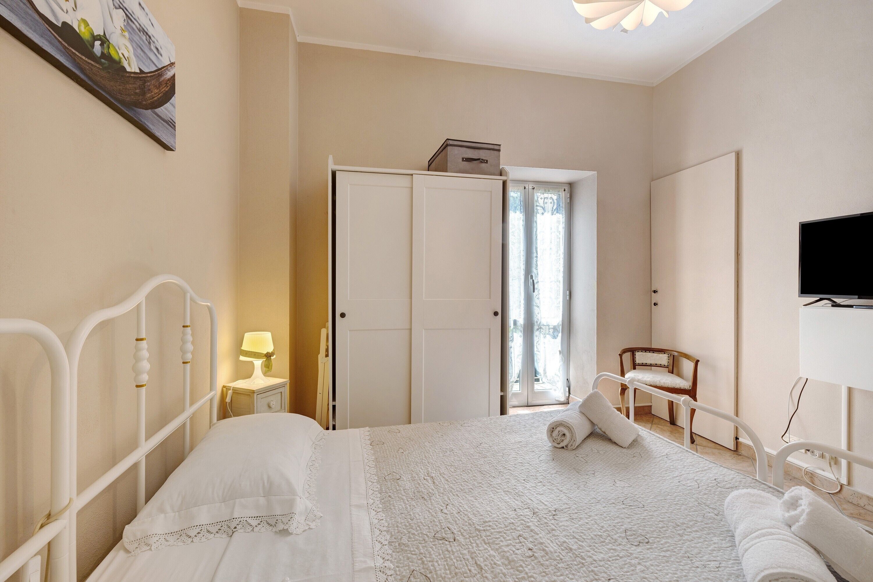 1 bedroom, free WiFi, bed sheets